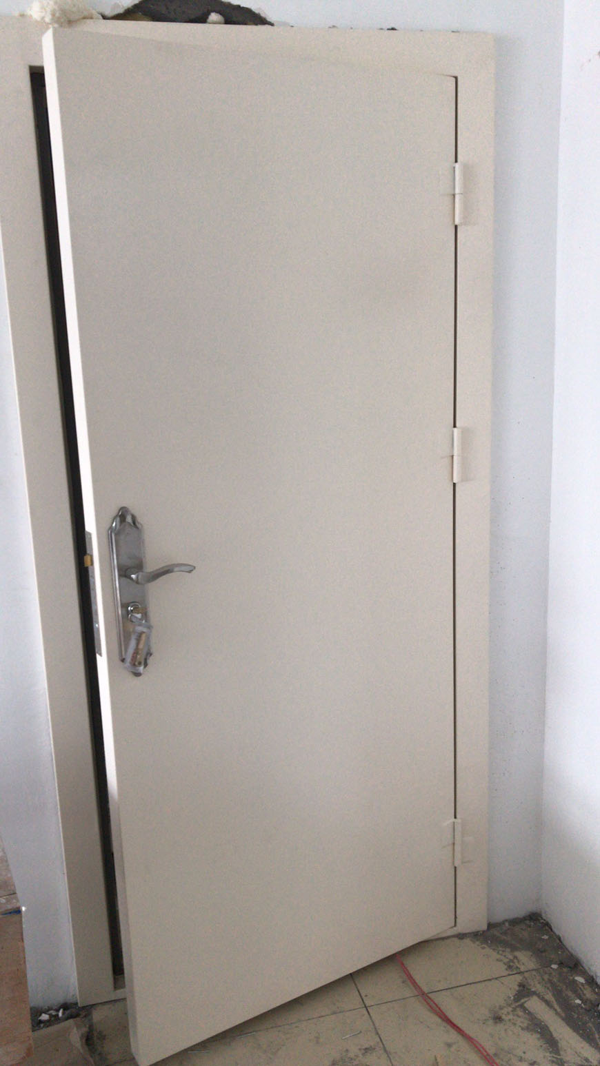 广州恒达声学荣获六枝特区电视台隔音门制作安装权